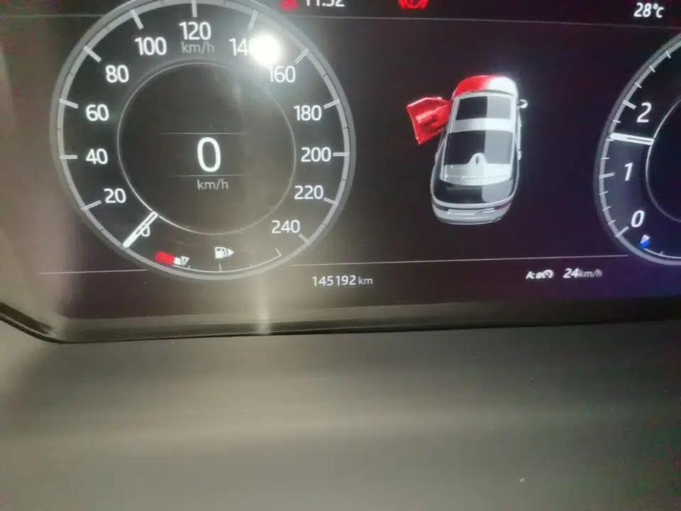 Land Rover Discovery 2018 3.0 SC V6 HSE — миниатюра 14