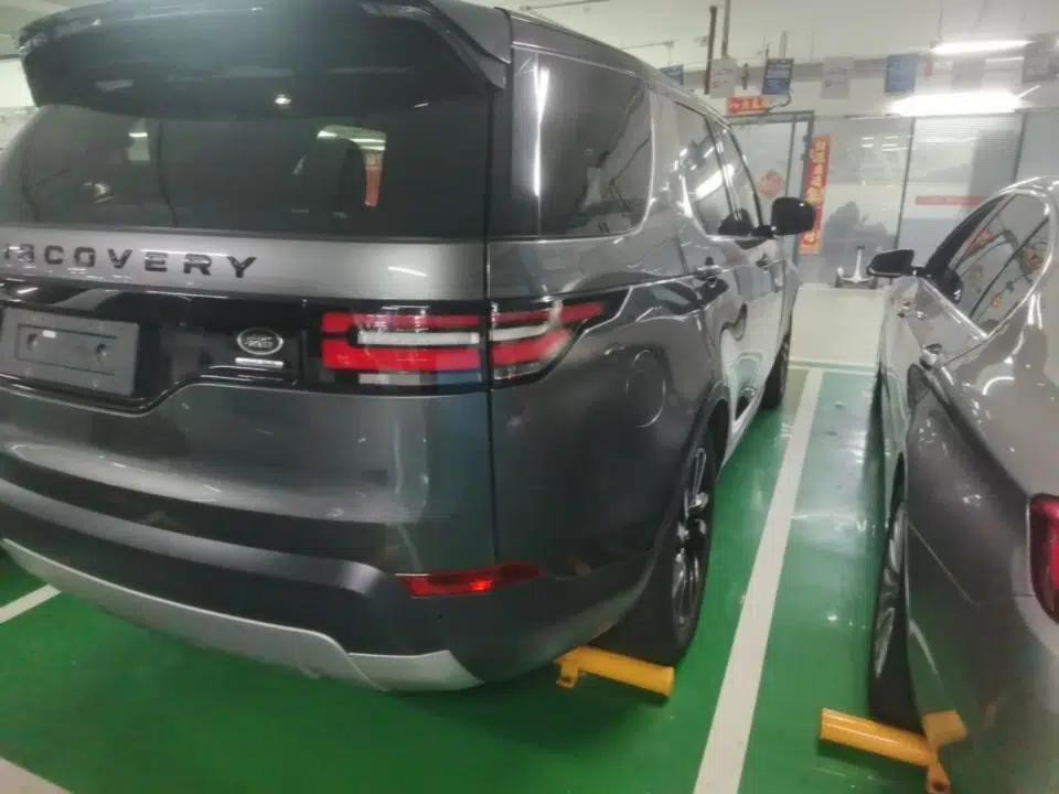 Land Rover Discovery 2018 3.0 SC V6 HSE — миниатюра 9