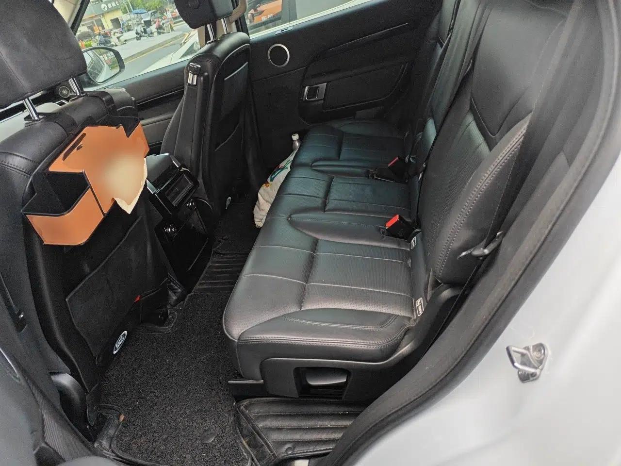 Land Rover Discovery 2018 2.0T SE — миниатюра 17