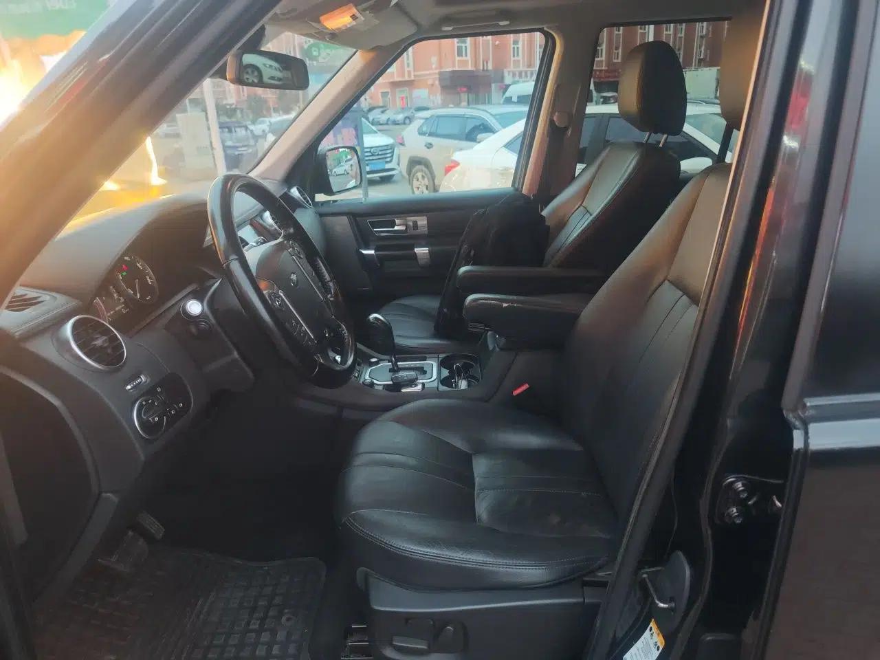 Land Rover Discovery 3.0 automatic, diesel, four-wheel drive, 7-seat imported version — миниатюра 15
