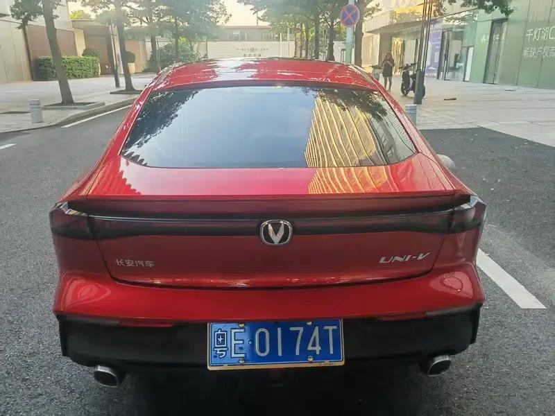 Changan UNI-V 2022 1.5T Smart Navigation Edition — миниатюра 6