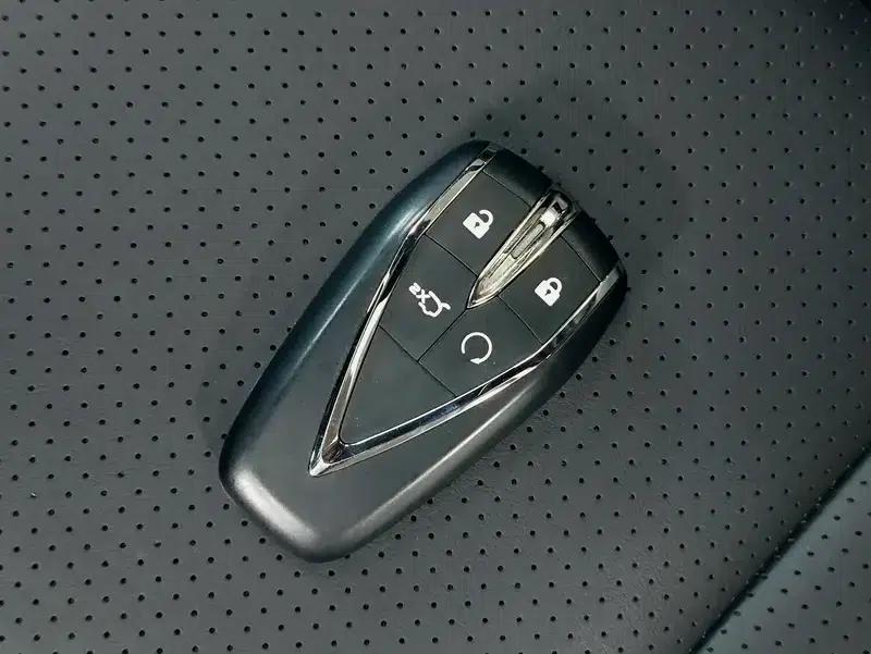 Changan UNI-V 2022 1.5T Sport Edition — миниатюра 11