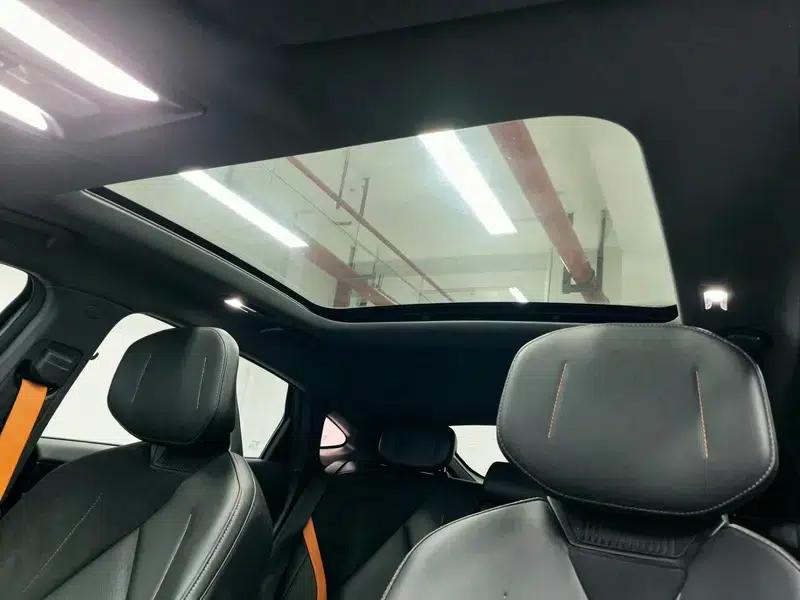 Changan UNI-V 2022 1.5T Sport Edition — миниатюра 19
