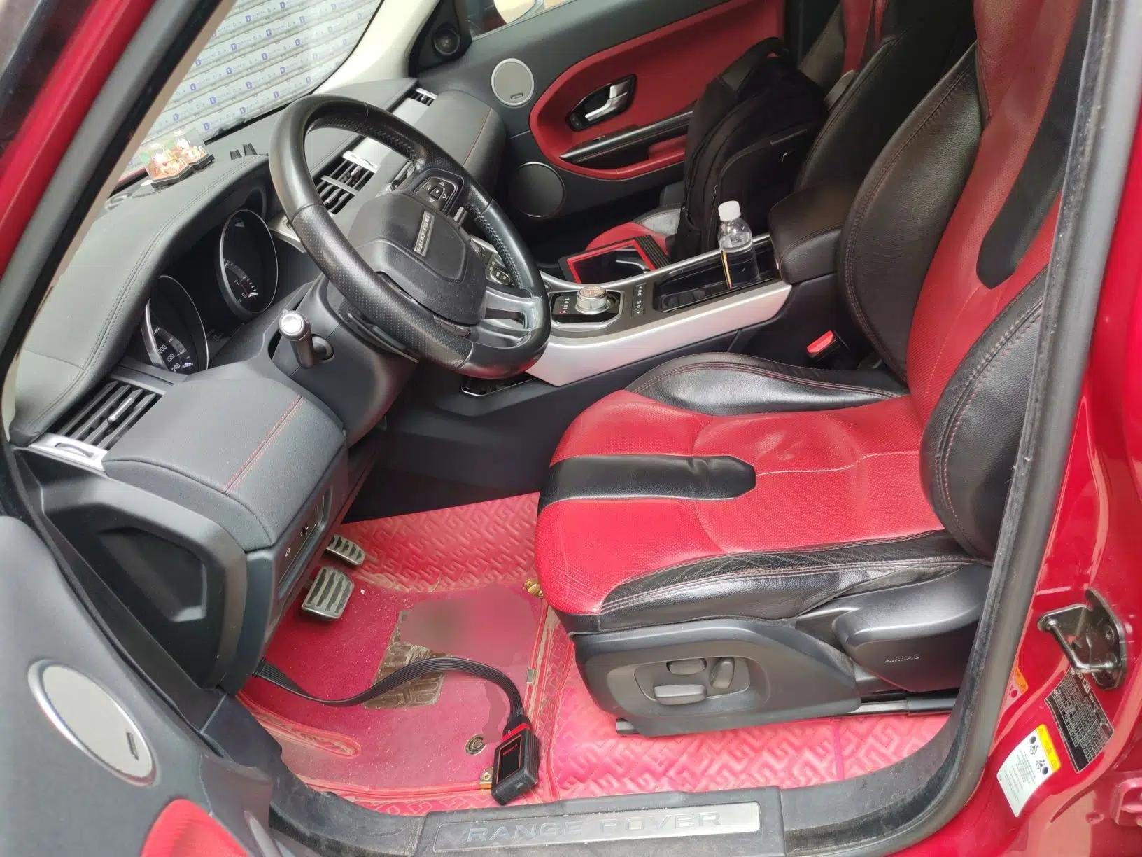 Land Rover Range Evoque 2015 2.0T 5-Door Ignite Edition — миниатюра 18