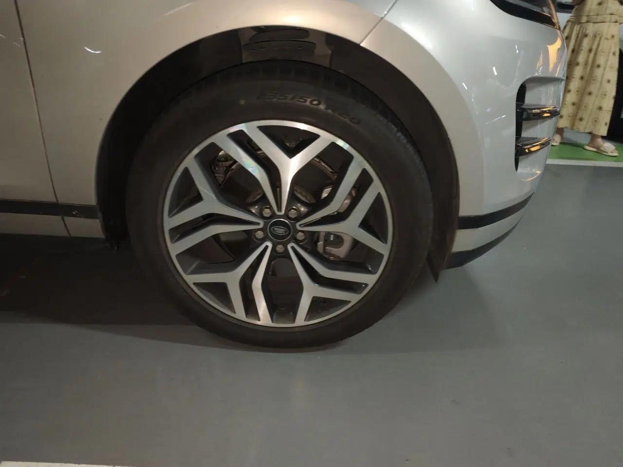 Land Rover Range Evoque 2023 Aurora L 249 PS Luxury Edition — миниатюра 8