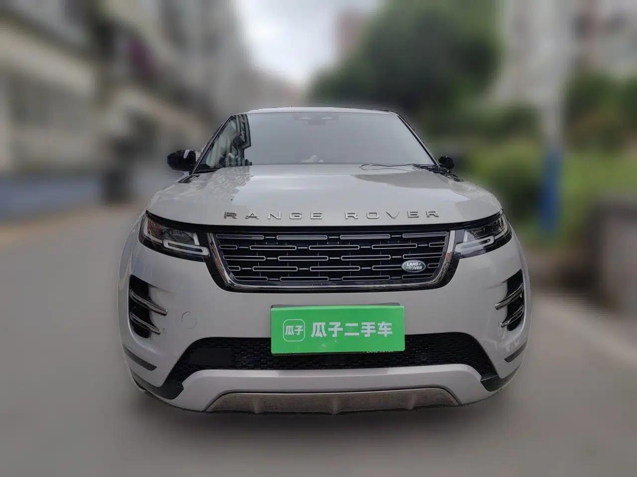 Land Rover Range Evoque 2024 Aurora L 249 PS Prestige Light-Chasing Edition — миниатюра 2