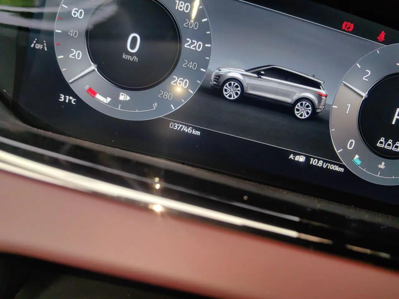 Land Rover Range Evoque 2024 Aurora L 249 PS Prestige Light-Chasing Edition — миниатюра 12