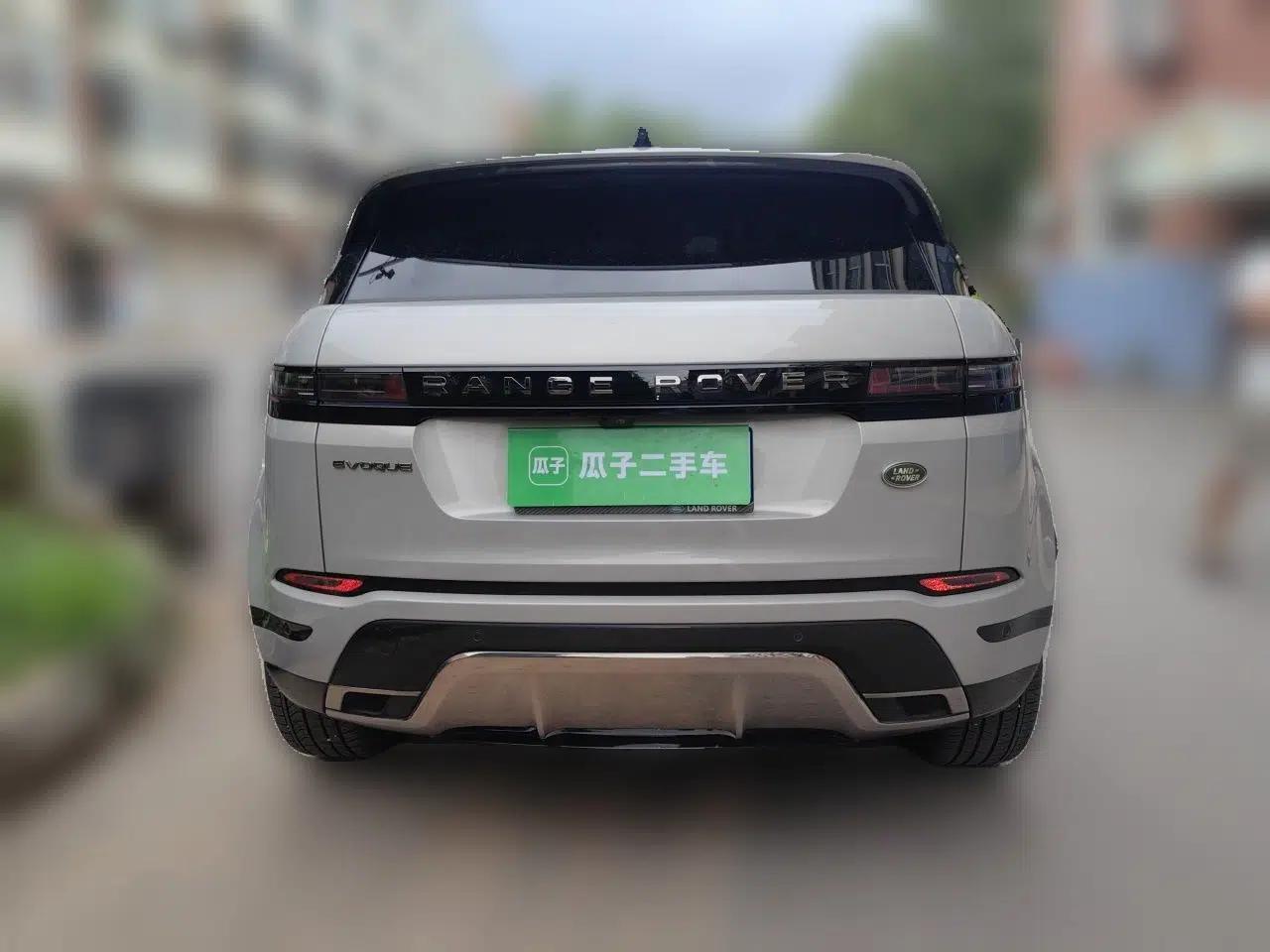 Land Rover Range Evoque 2024 Aurora L 249 PS Prestige Light-Chasing Edition — миниатюра 5