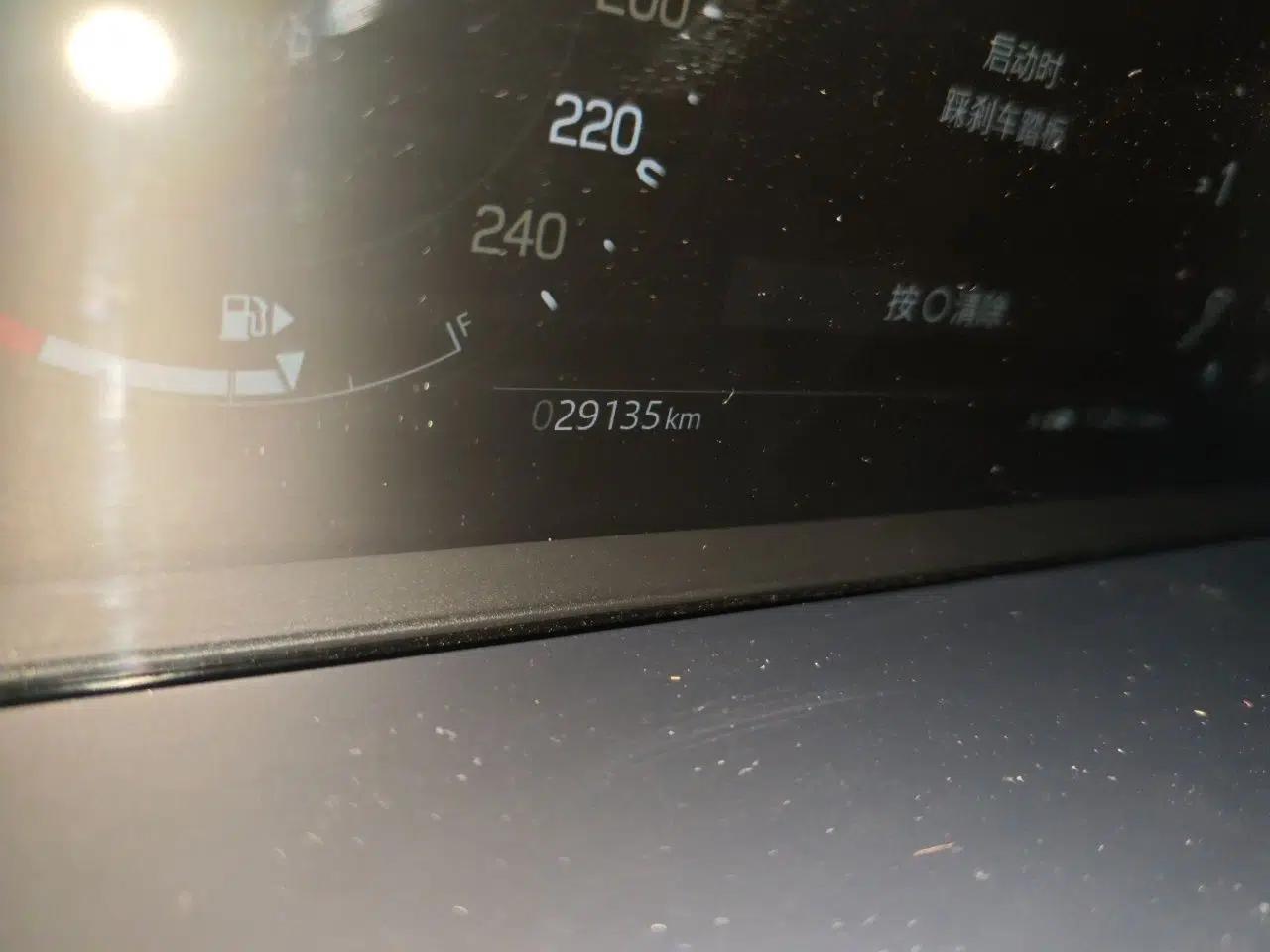 Land Rover Defender 2024 110 3.0T P400 X-DYNAMIC HSE — миниатюра 12