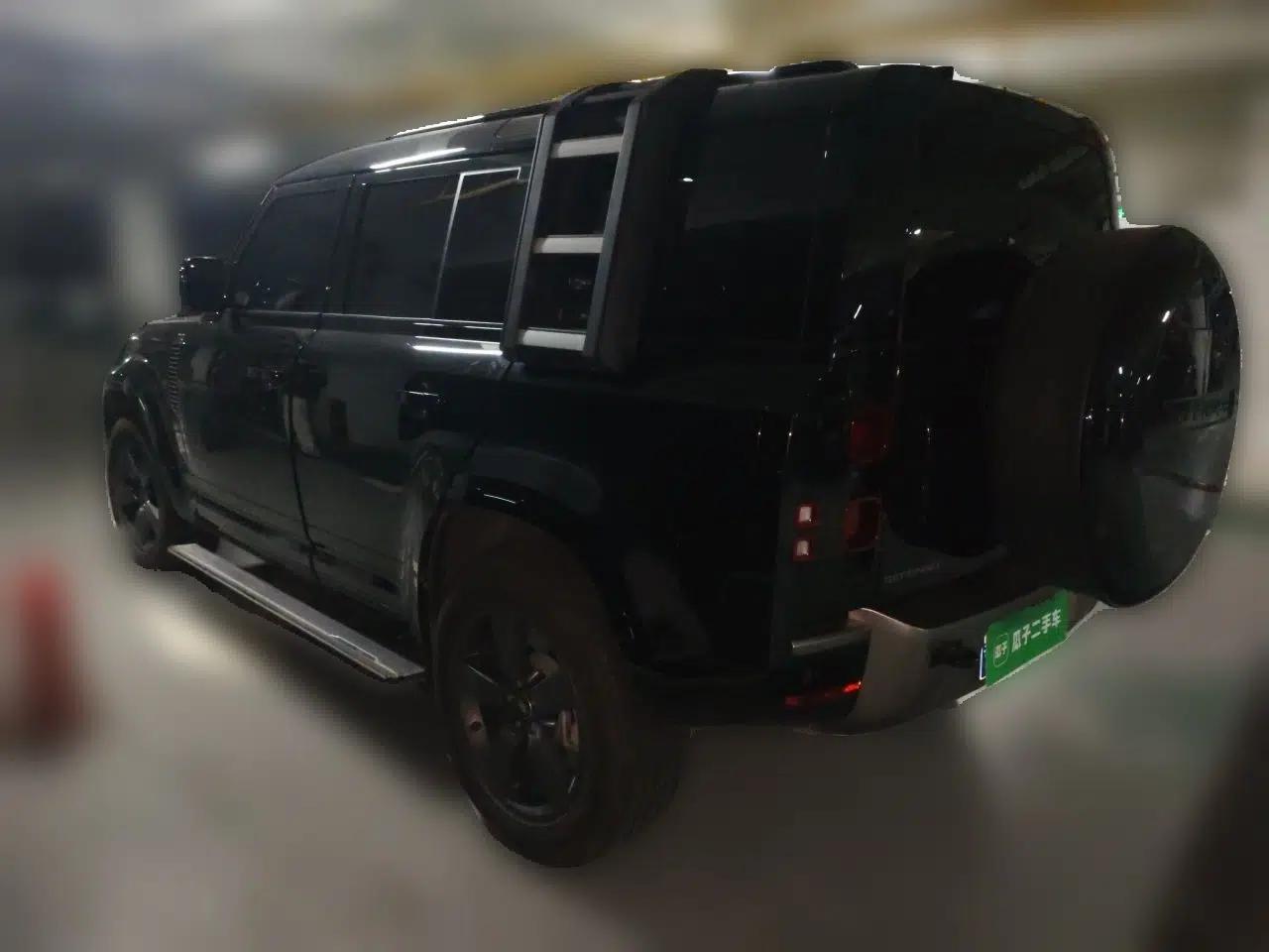 Land Rover Defender 2024 110 3.0T P400 X-DYNAMIC HSE — миниатюра 4