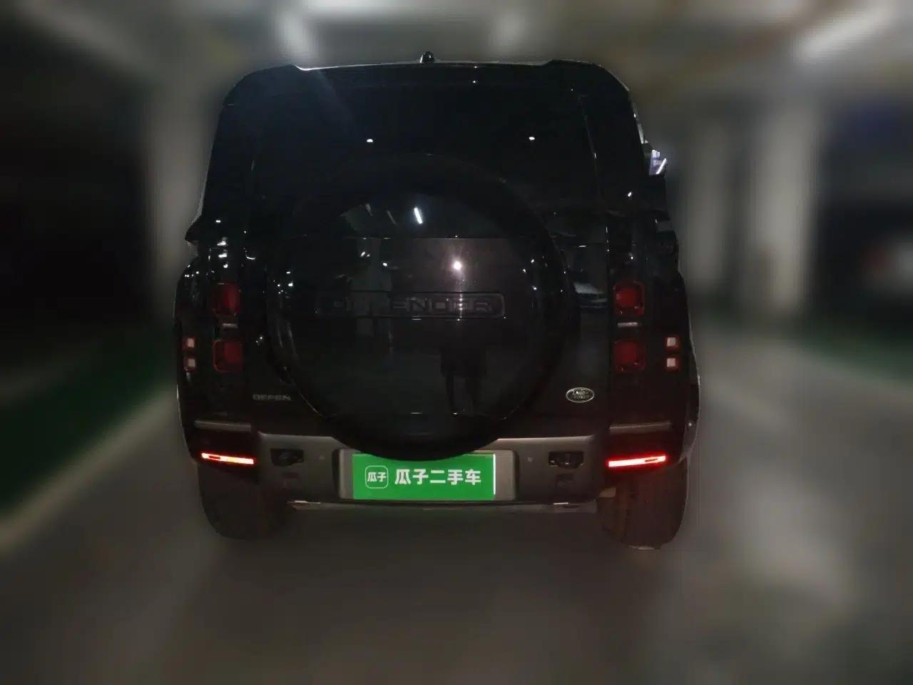 Land Rover Defender 2024 110 3.0T P400 X-DYNAMIC HSE — миниатюра 5