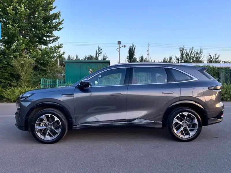 Changan CS75 PLUS 2025 Fourth Generation 1.5T New Blue Whale Smart Premium Edition — миниатюра 4