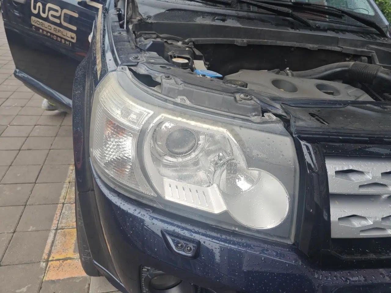 Land Rover Freelander 2 2012 2.0T Si4 SE Gasoline Version — миниатюра 7