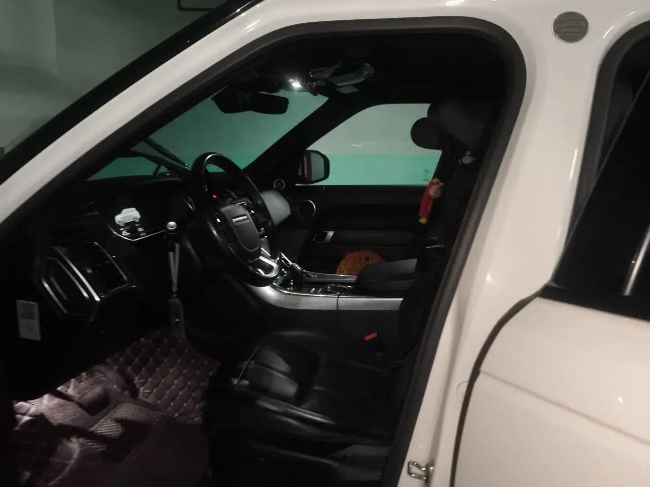 Land Rover Range SportNew Energy 2018 P400e — миниатюра 16