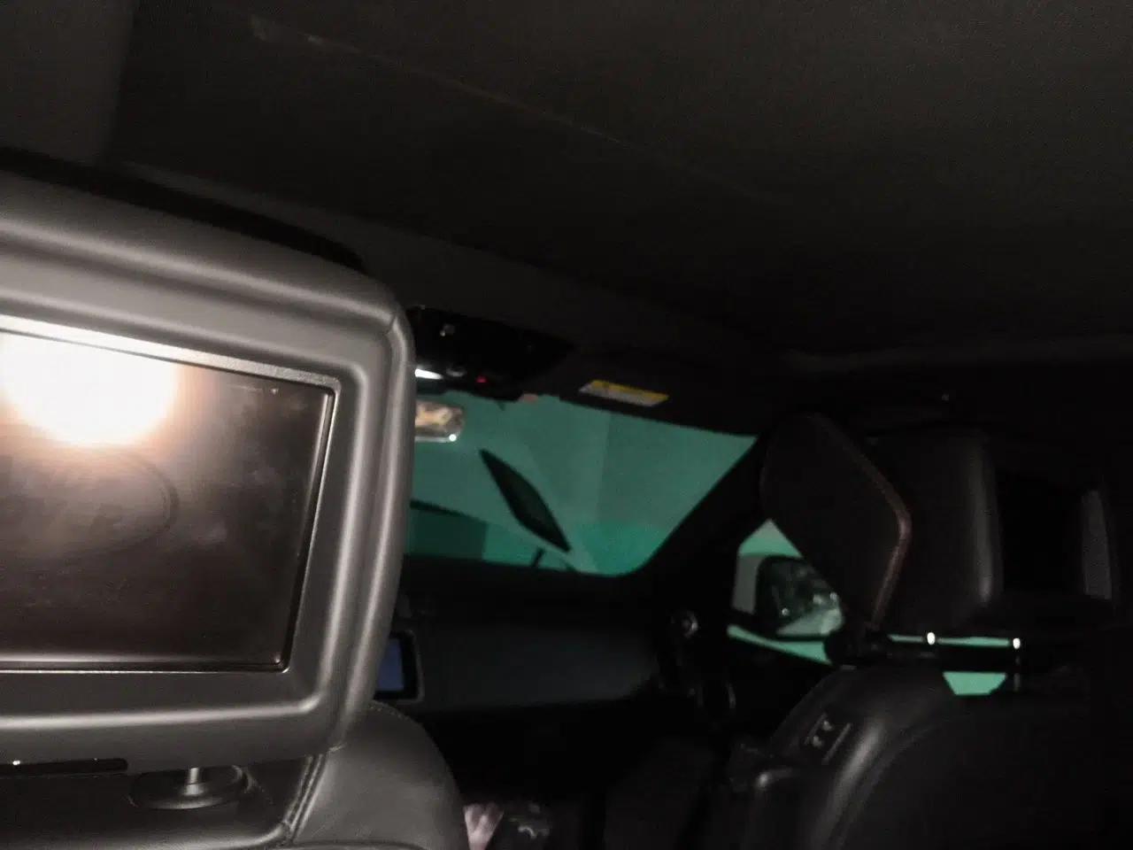 Land Rover Range SportNew Energy 2018 P400e — миниатюра 18