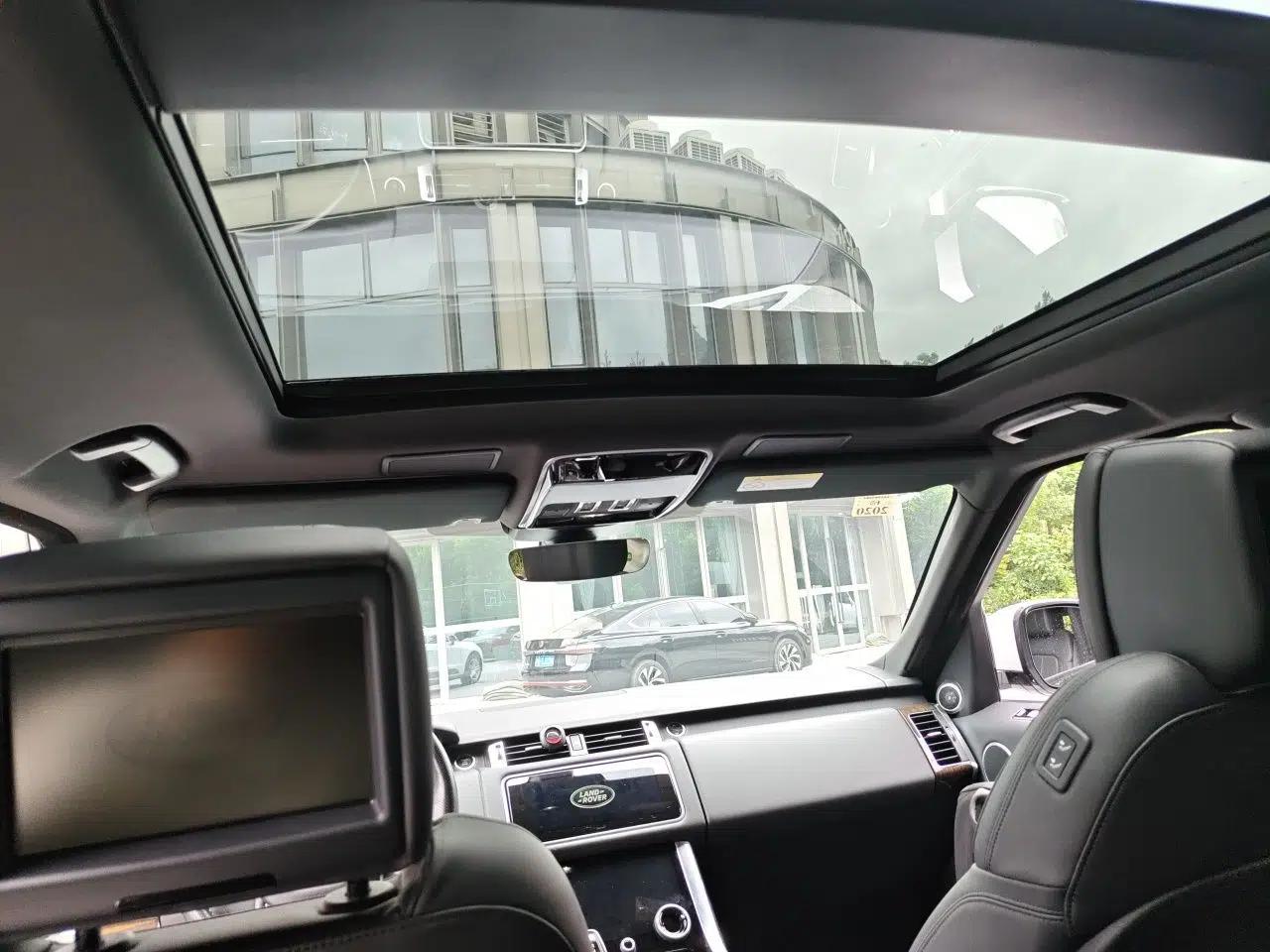 Land Rover Range SportNew Energy 2019 P400e HSE — миниатюра 18