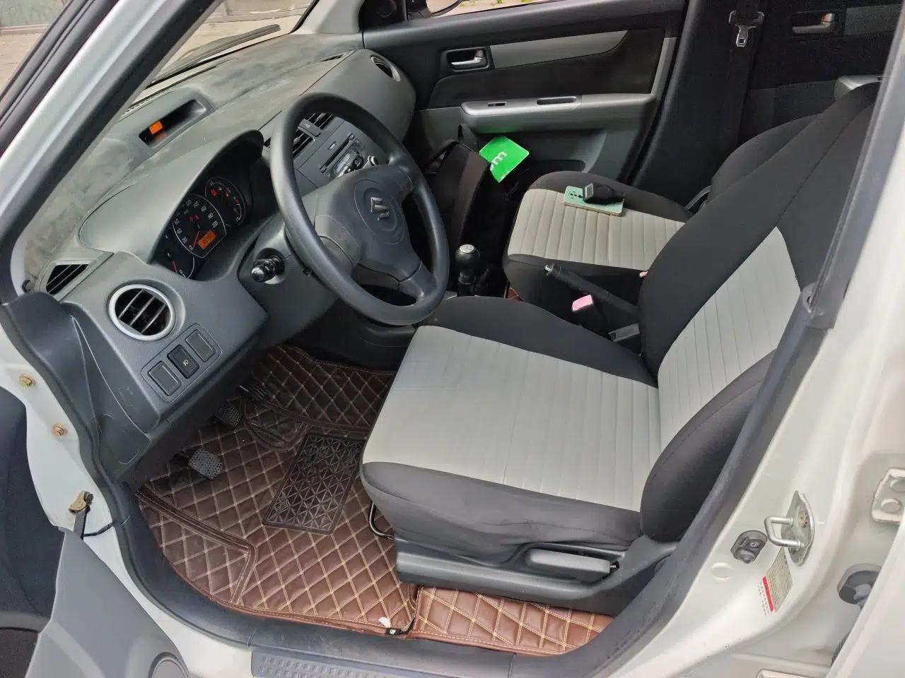 Suzuki Swift 2013 1.5L Manual Standard Edition — миниатюра 15