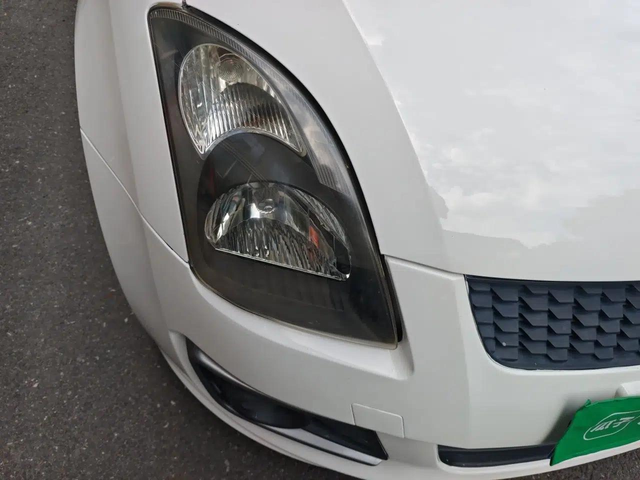 Suzuki Swift 2013 1.5L Manual Standard Edition — миниатюра 7