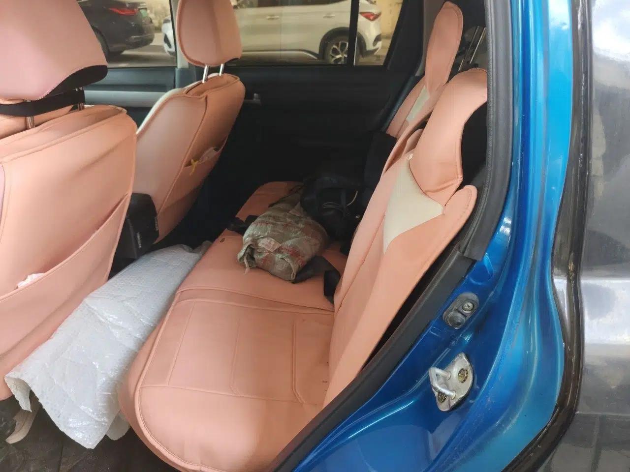 Suzuki Swift 2011 1.5L Automatic Fashion Edition — миниатюра 17