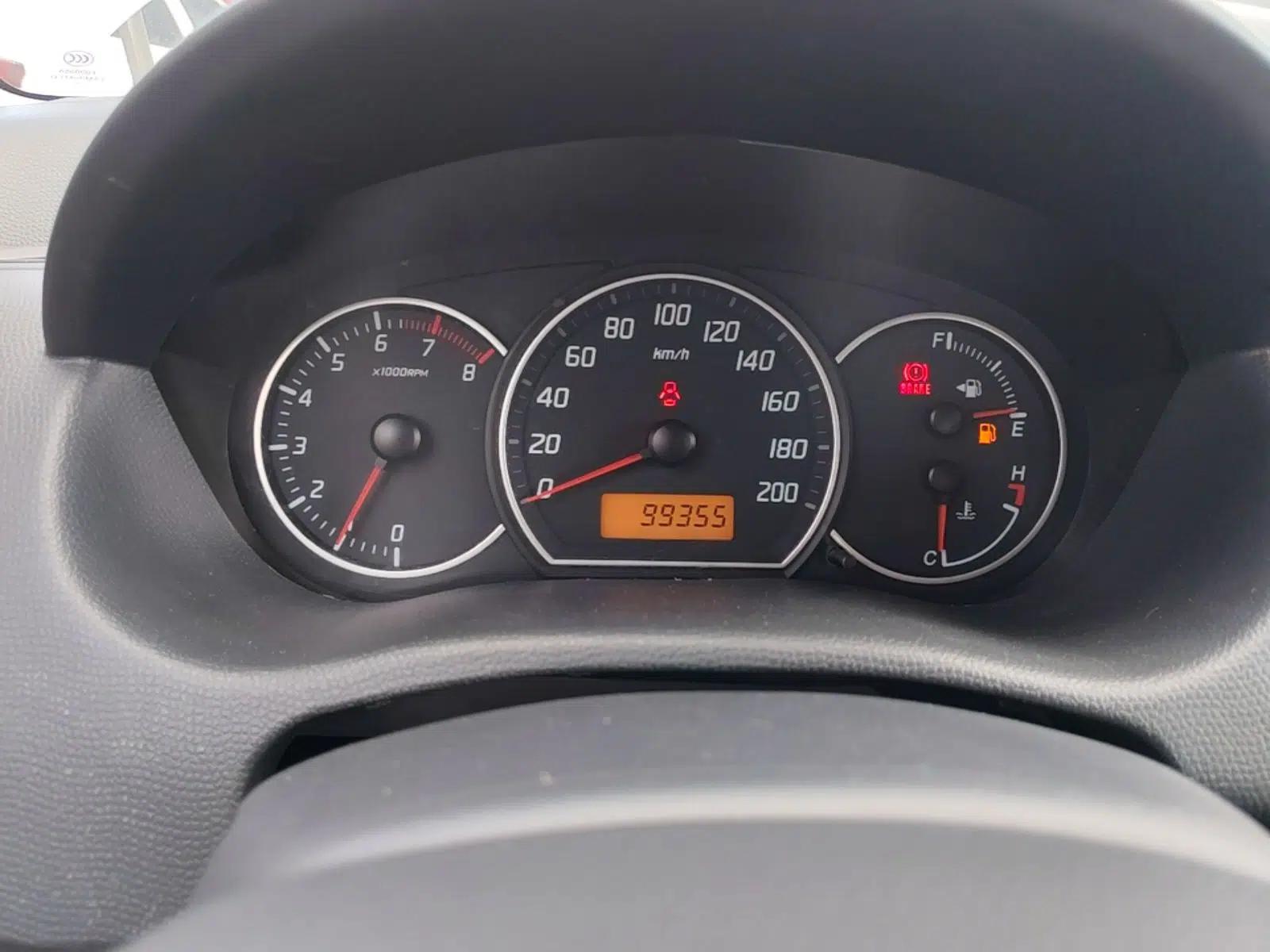 Suzuki Swift 2013 1.5L Manual Standard Edition — миниатюра 14