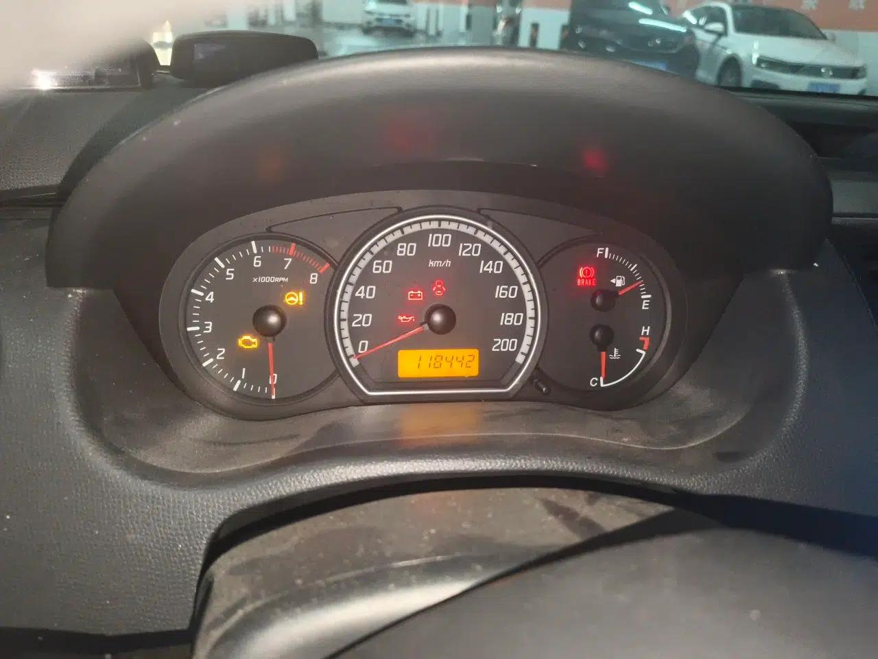 Suzuki Swift 2013 1.3L Manual Value Edition — миниатюра 11