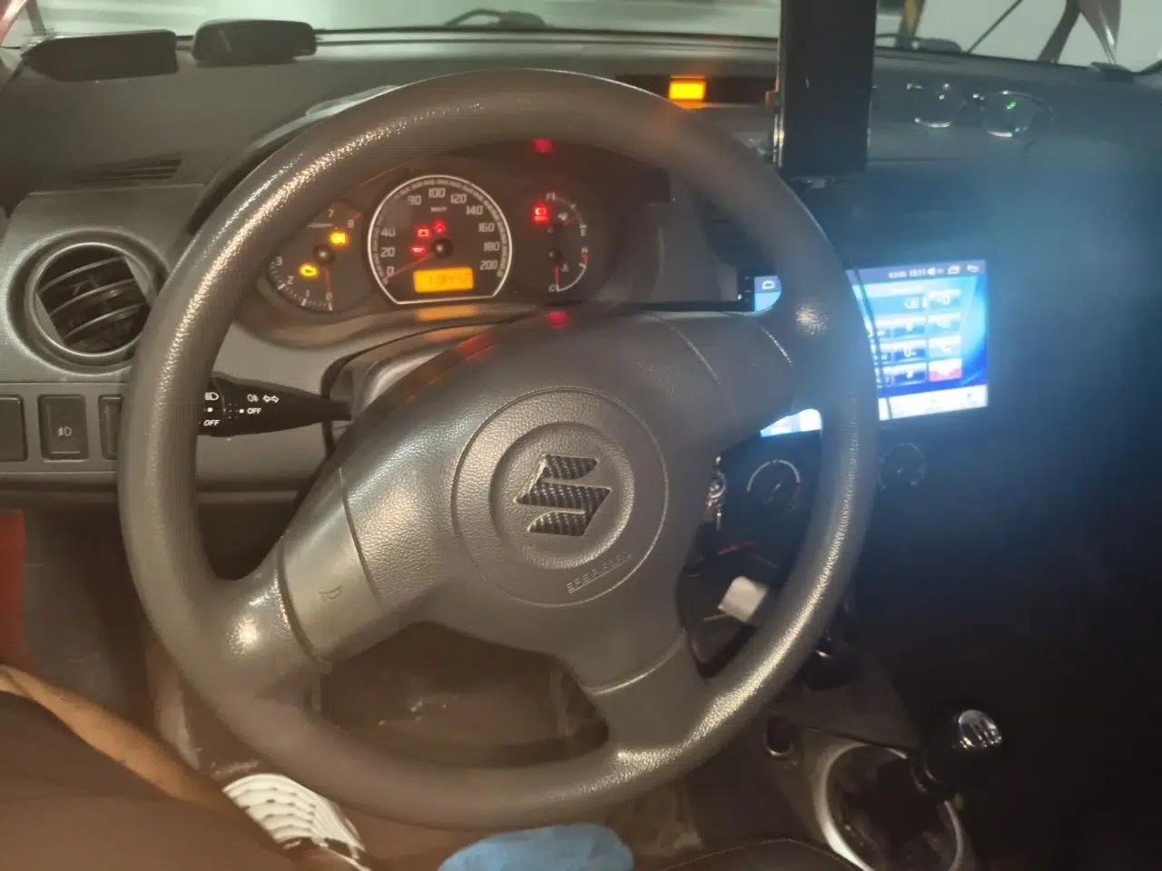 Suzuki Swift 2013 1.3L Manual Value Edition — миниатюра 10