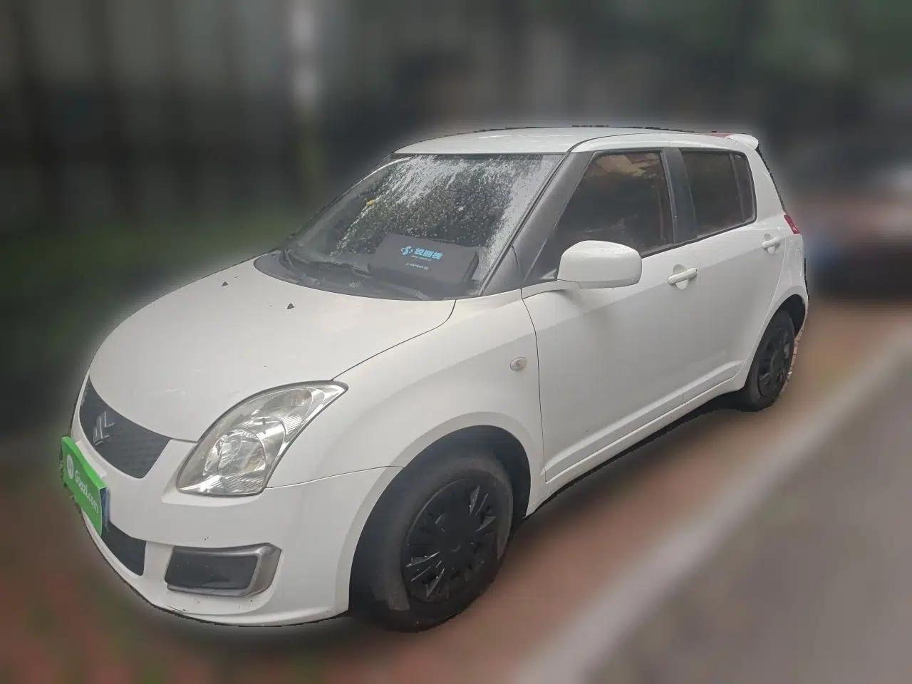 Suzuki Swift 2014 1.3L Manual Standard Edition — миниатюра 1