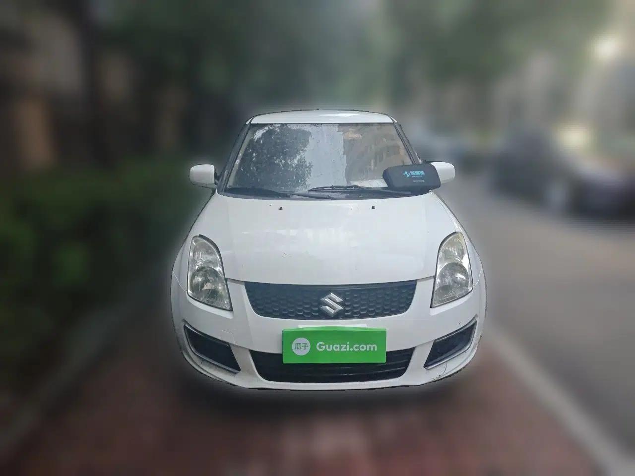 Suzuki Swift 2014 1.3L Manual Standard Edition — миниатюра 2