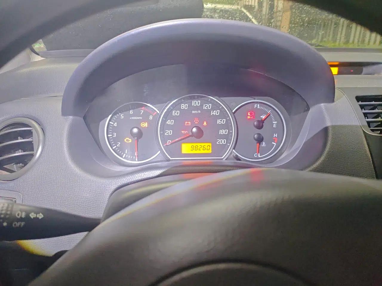 Suzuki Swift 2014 1.3L Manual Standard Edition — миниатюра 11