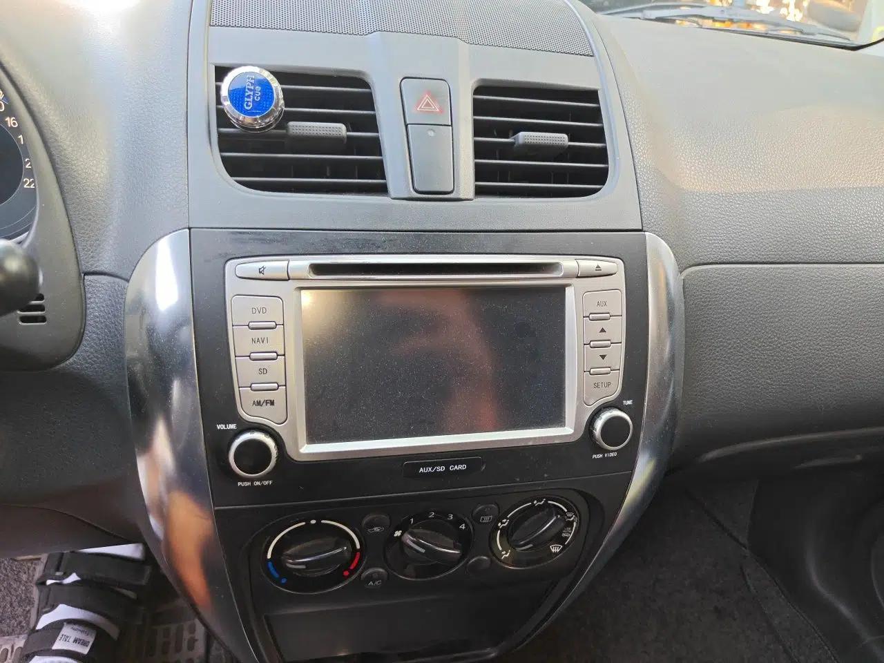 Suzuki SX4 2012 1.6L Automatic Ruiqi Model — миниатюра 13