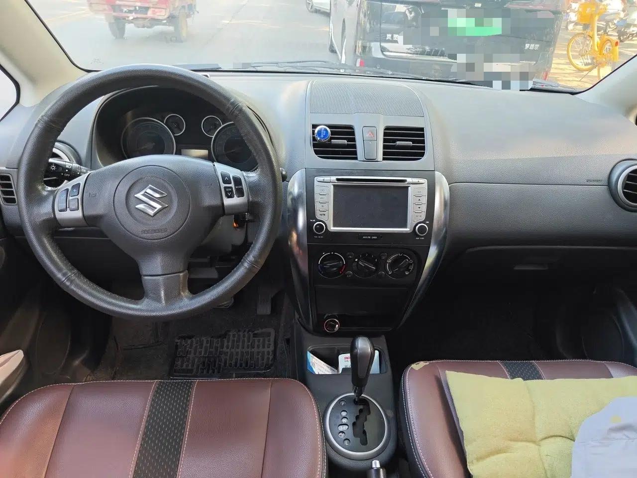 Suzuki SX4 2012 1.6L Automatic Ruiqi Model — миниатюра 9