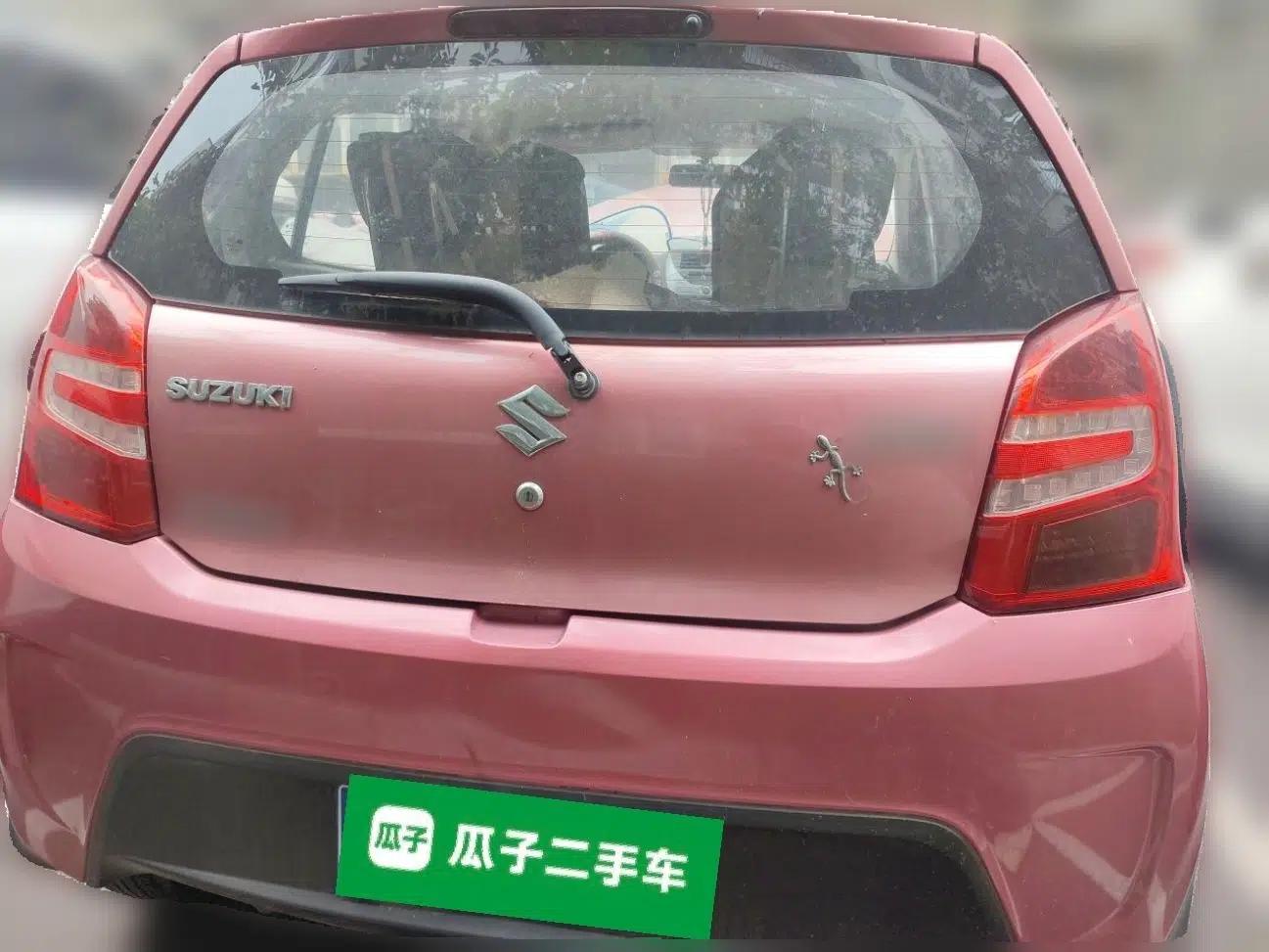 Suzuki Alto 2013 1.0L Manual Luxury Model — миниатюра 5