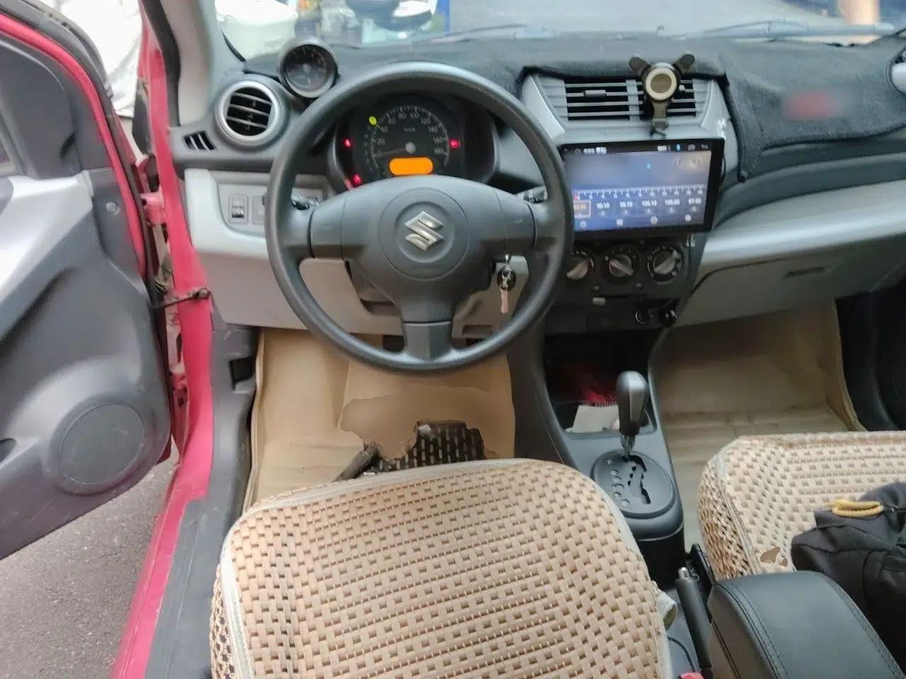 Suzuki Alto 2013 1.0L Automatic Luxury Model — миниатюра 10