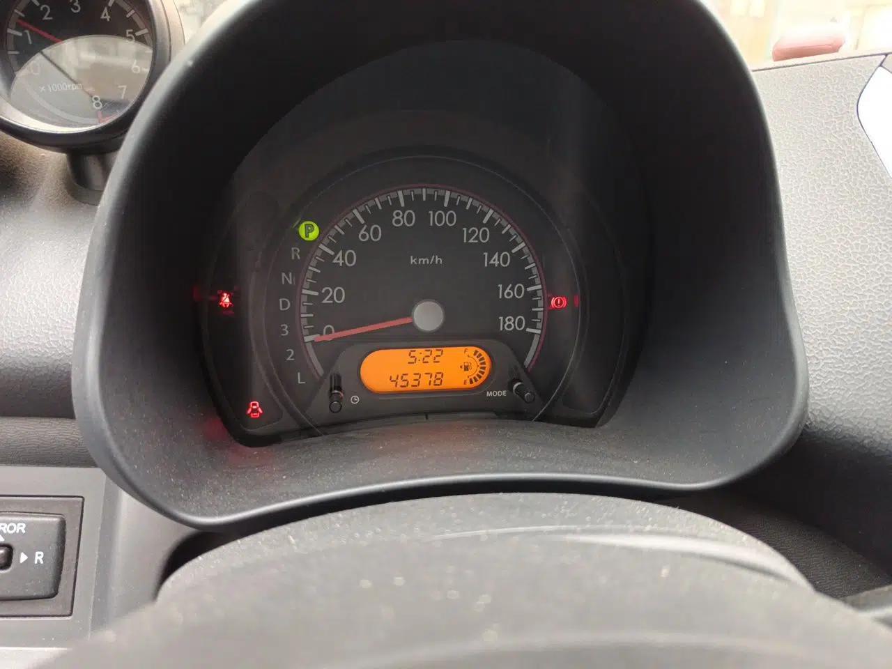 Suzuki Alto 2013 1.0L Automatic Luxury Model — миниатюра 11