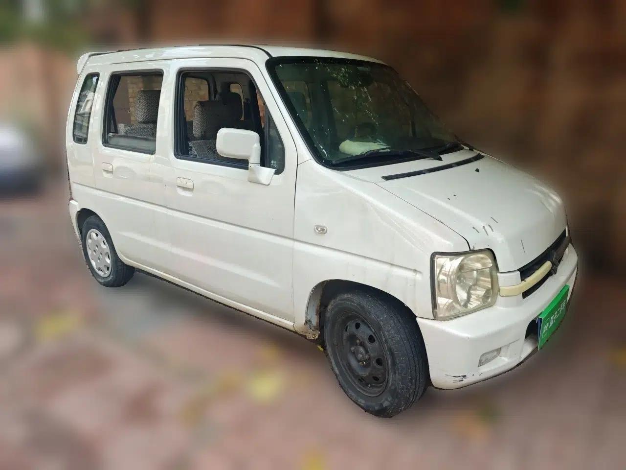 Suzuki Wagon R 2016 1.4L Manual Value Model — миниатюра 3