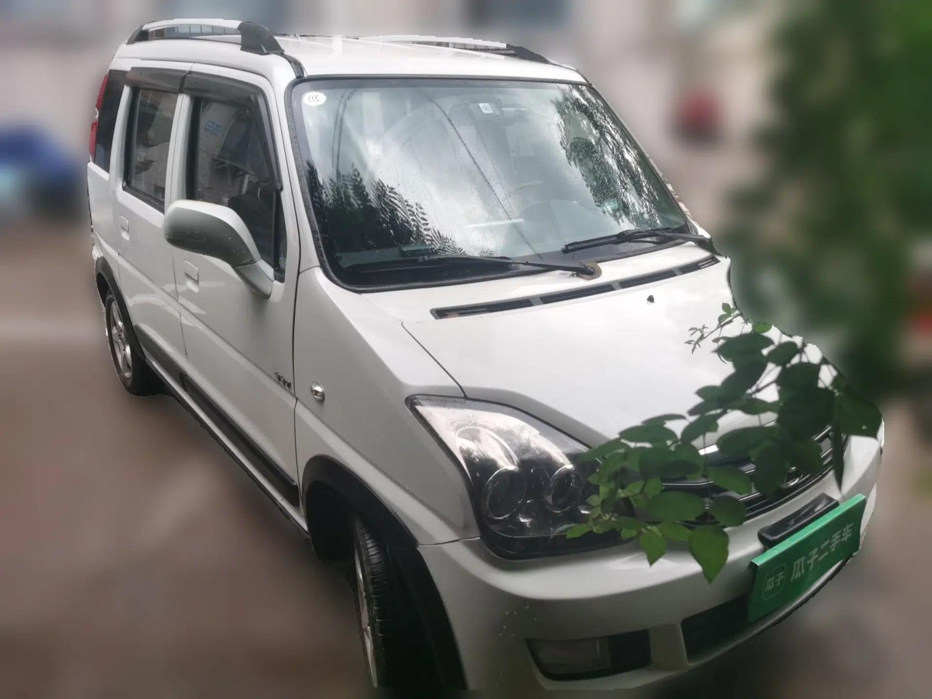 Suzuki Wagon R X5 2016 1.4L Entry Model China V Standard — миниатюра 3