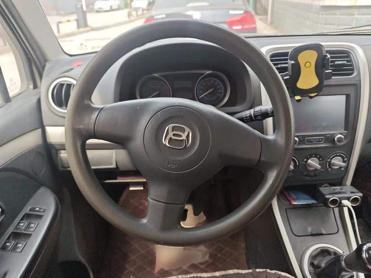 Suzuki Wagon R X5 2016 1.4L Entry Model China V Standard — миниатюра 10