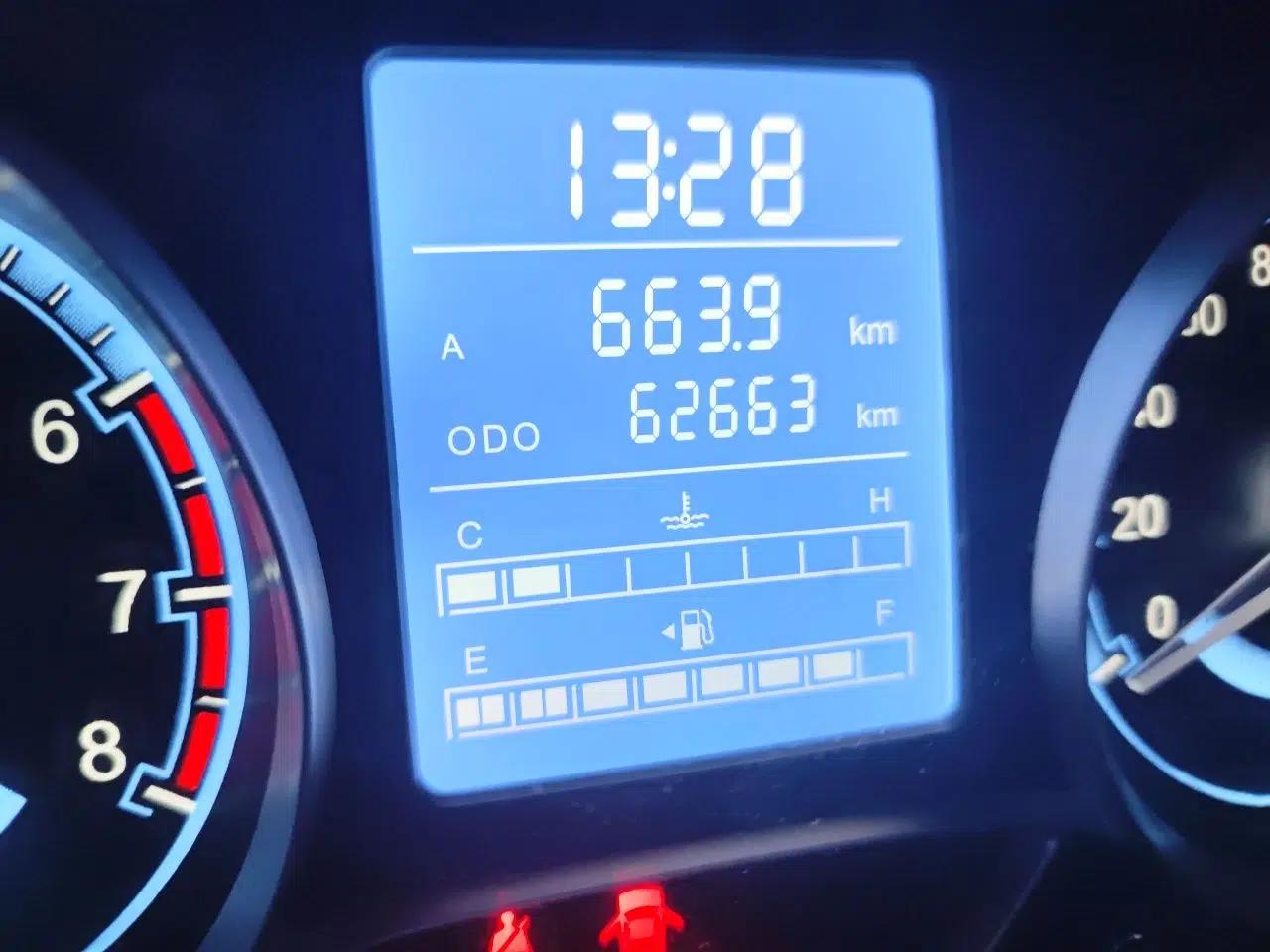 Suzuki Wagon R X5 2016 1.4L Entry Model China V Standard — миниатюра 12