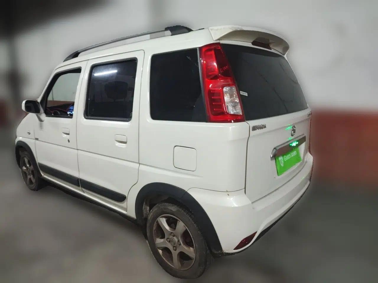 Suzuki Wagon R X5 2016 1.4L Entry Model China V Standard — миниатюра 4
