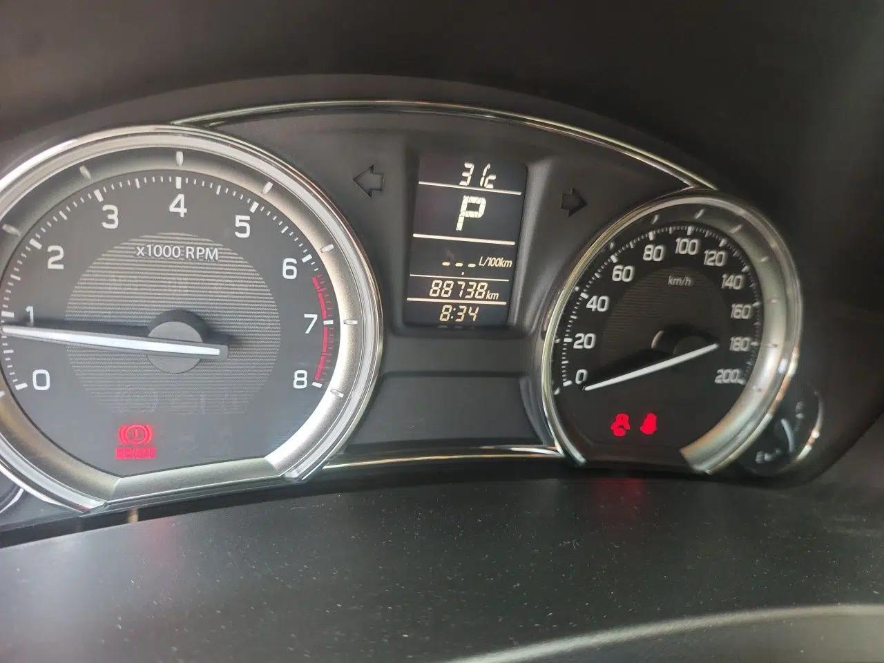 Suzuki Alivio 2015 1.6L Automatic Enjoyment Model — миниатюра 12