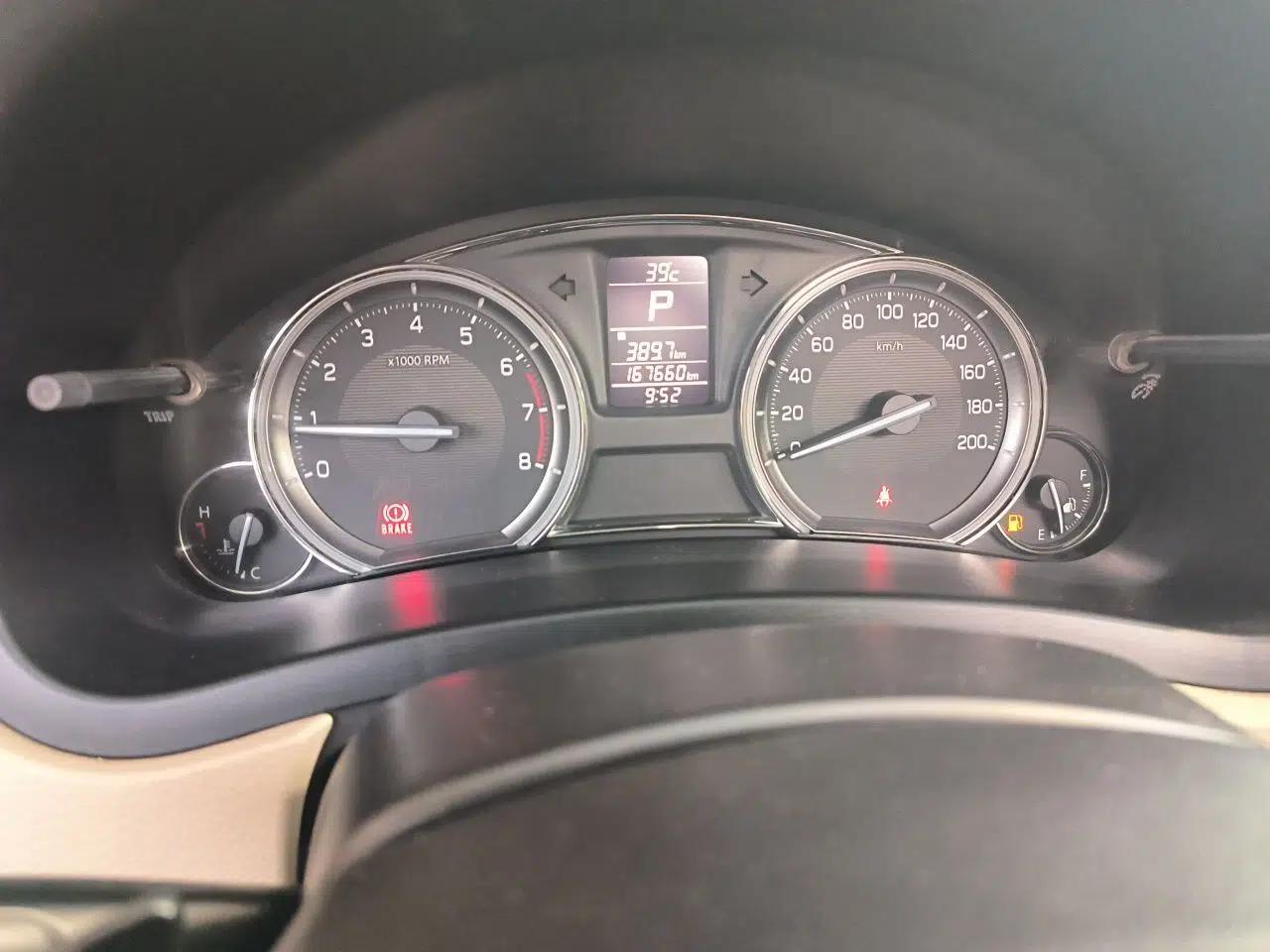 Suzuki Alivio 2015 1.6L Automatic Enjoyment Model — миниатюра 11