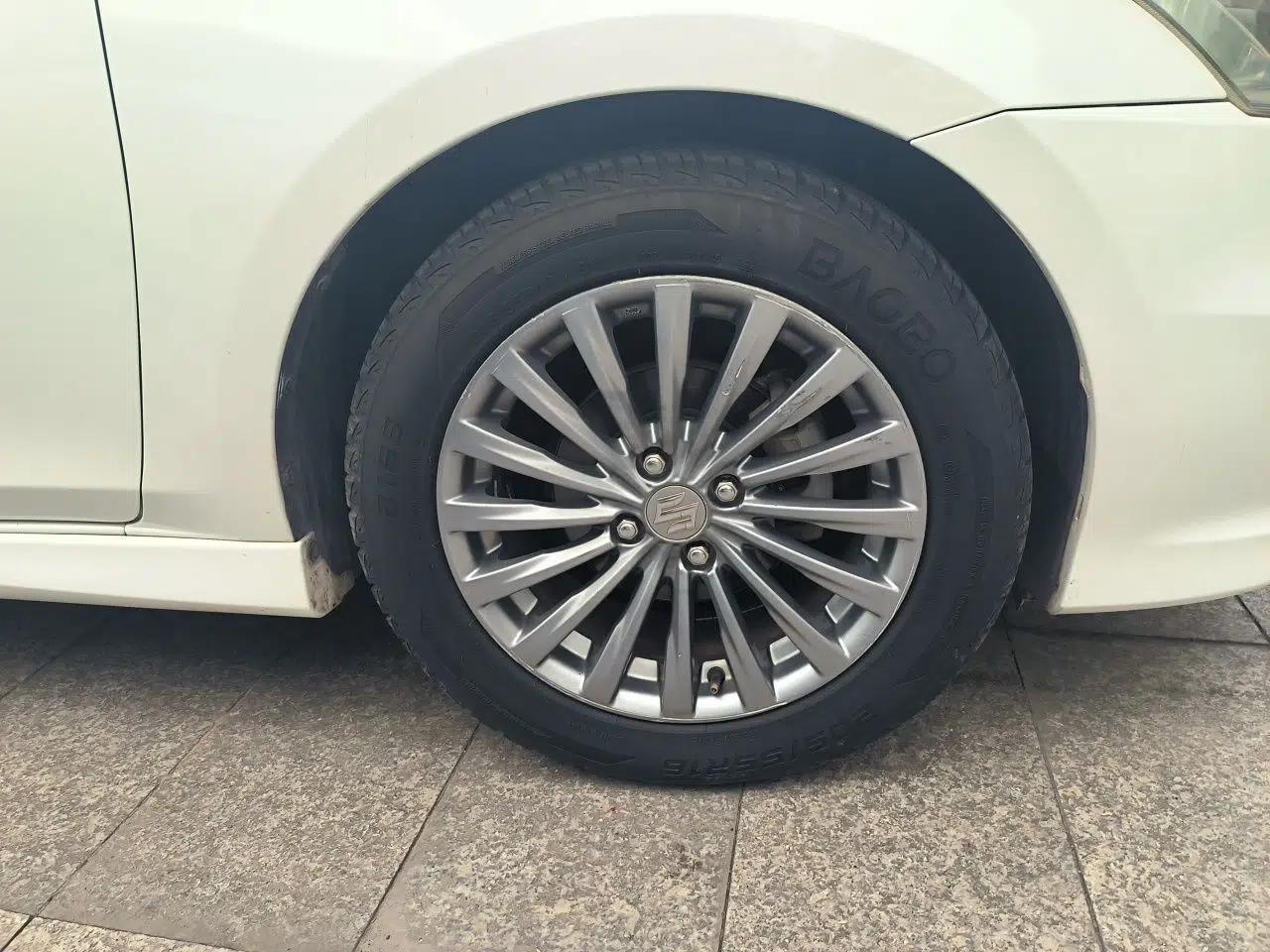 Suzuki Alivio 2015 1.6L Automatic Enjoyment Model — миниатюра 8