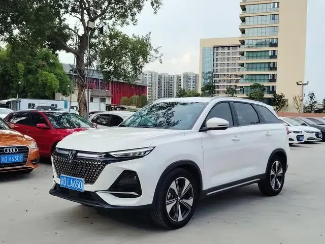 Changan X7 PLUS 2024 1.5T DCT Smart Enjoyment 5-seater
