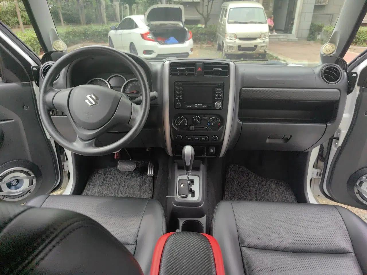Suzuki Jimny 2015 1.3 AT JLX — миниатюра 9