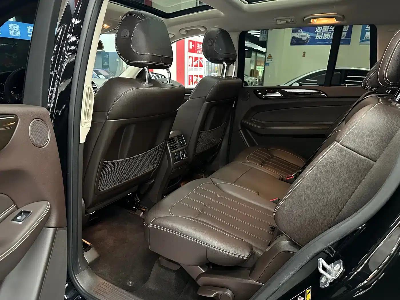 2019 Mercedes-Benz GLS 400 4MATIC Dynamic Edition — миниатюра 19