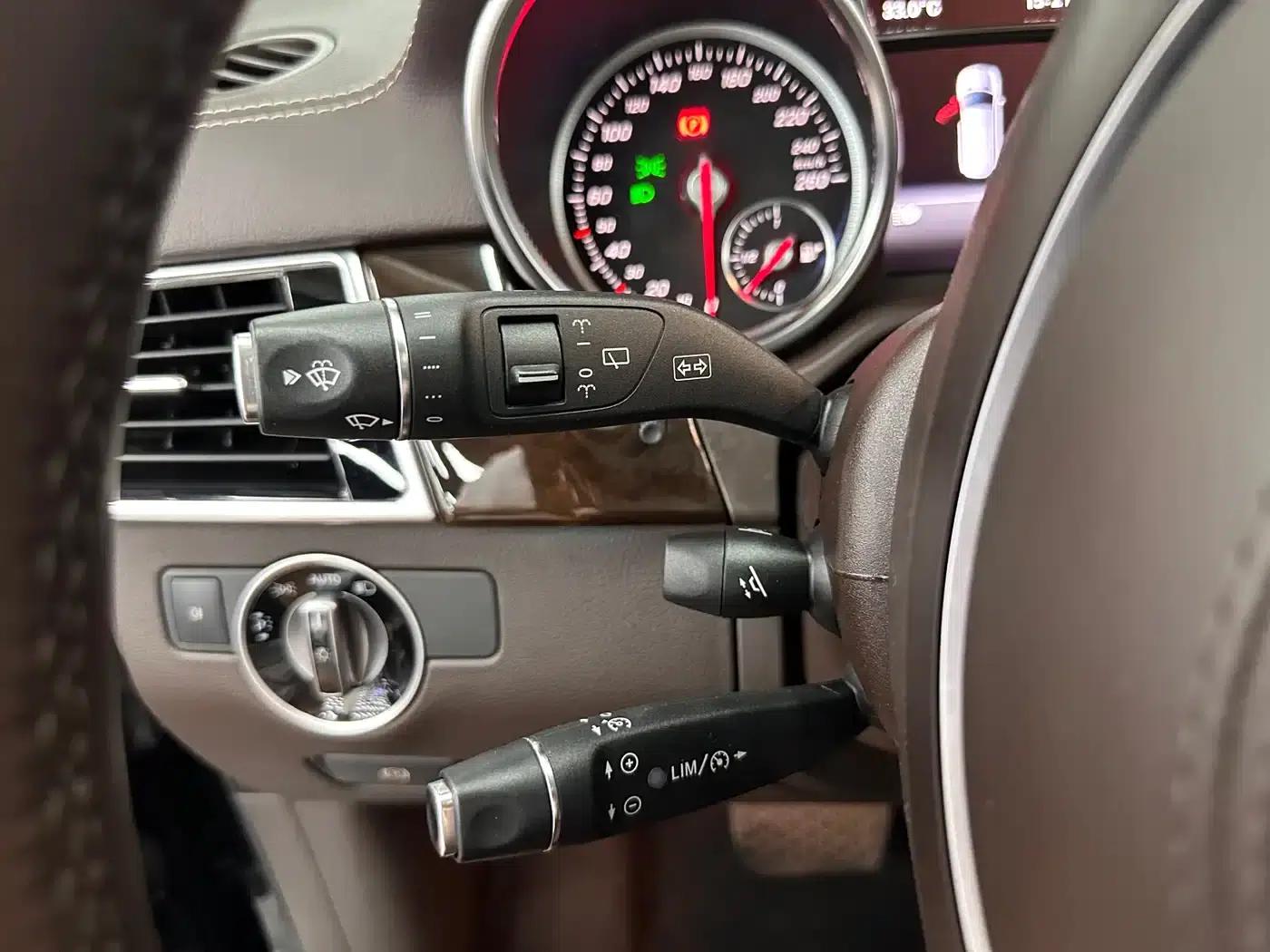 2019 Mercedes-Benz GLS 400 4MATIC Dynamic Edition — миниатюра 36