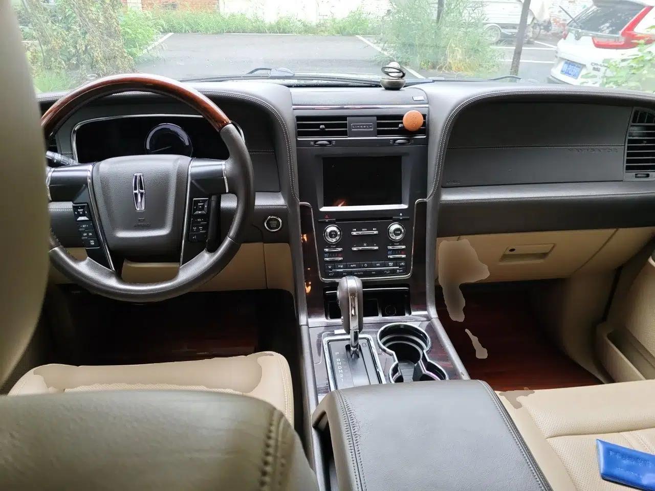 Lincoln Navigator 2016 3.5T Diplomat U.S. Specification — миниатюра 9