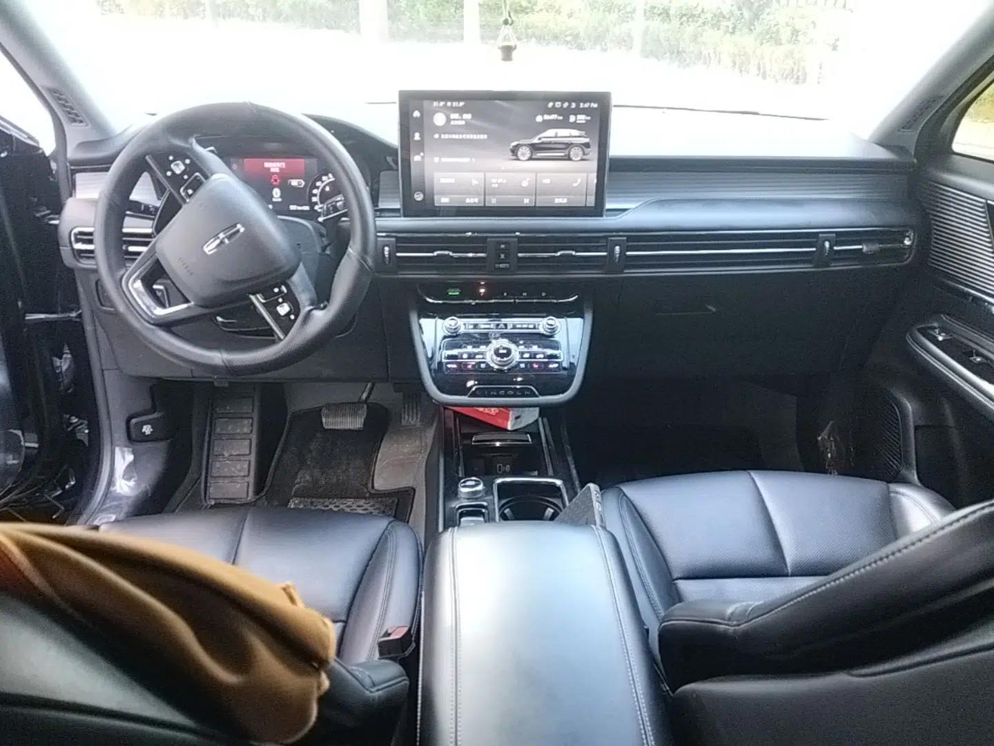 Lincoln Corsair 2021 2.0T Two-Wheel Drive Deluxe Edition — миниатюра 17
