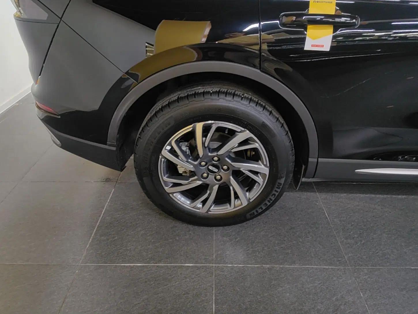 Lincoln Corsair 2024 2.0T Two-Wheel Drive Deluxe Edition — миниатюра 16
