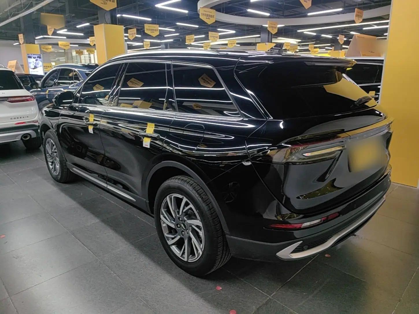 Lincoln Corsair 2024 2.0T Two-Wheel Drive Deluxe Edition — миниатюра 4